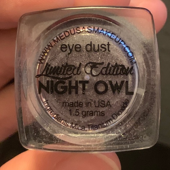2/$20 Medusa’s Makeup Eye Dust - Picture 3 of 3